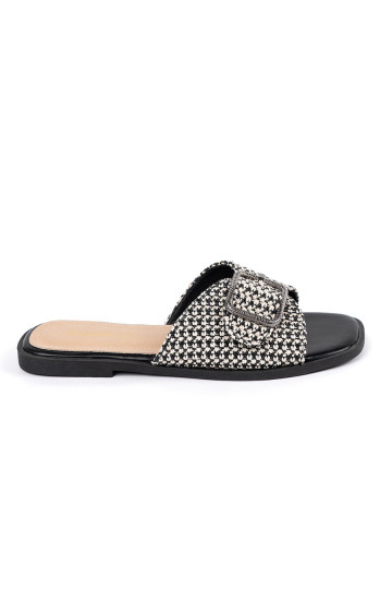 Pantofle černá-białą kratkę s přezkami