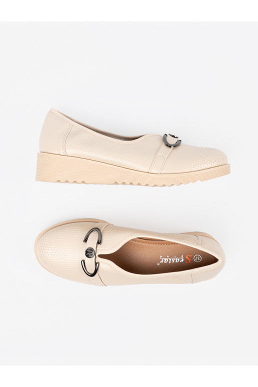 boty  z ozdobną sprzączka