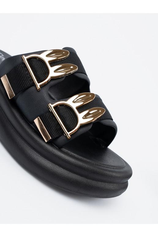 Pantofle ze mi klamrami s platformou Pantofle ze mi klamrami s platformou