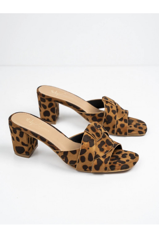 Pantofle   z leopardowym wzorem Leopard
