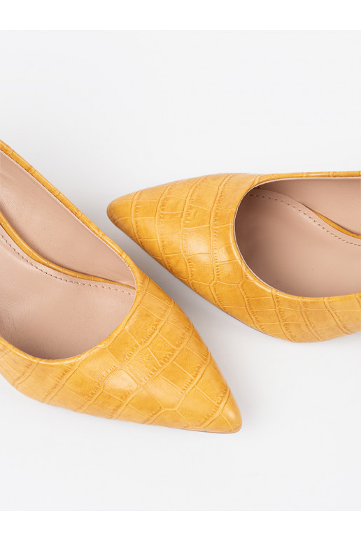 Žlut klasick lodičky na tenk m podpatku