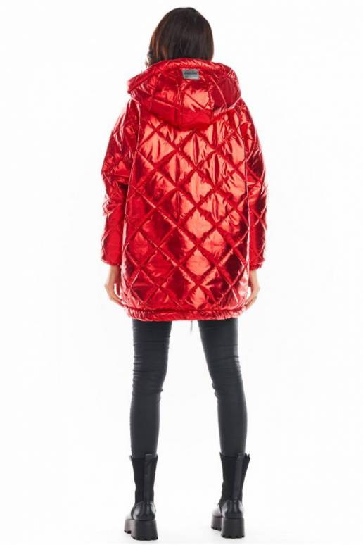 Raudona striukė iš awama Raudona striukė iš awama