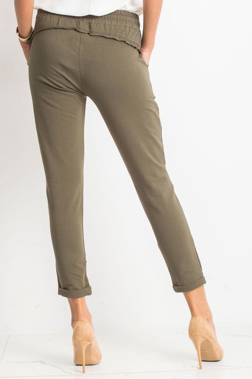 Khaki kalhoty Přístupné Khaki kalhoty Přístupné