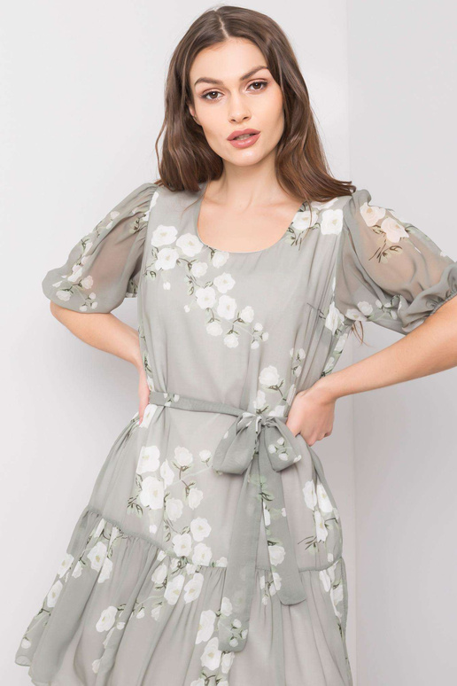 Emilyiny pistáciové šaty