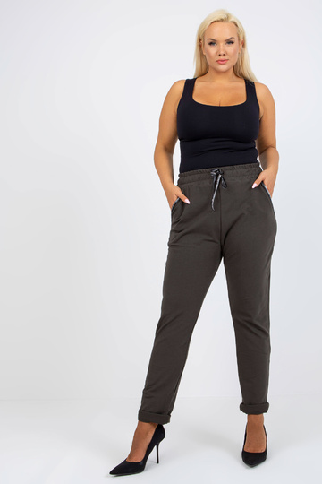 Velké khaki tepláky Savage...