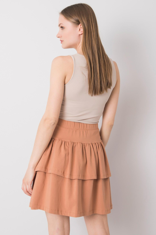 Velbloudí minisukně s volánky od Jenny