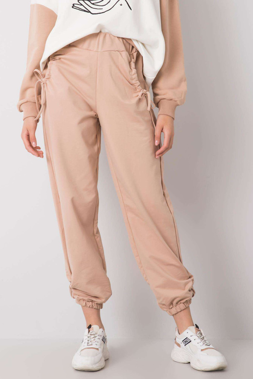 Béžové tepláky Zelena