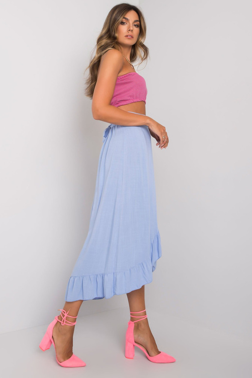 Světle modrá sukně se zavazováním... Světle modrá sukně se zavazováním...