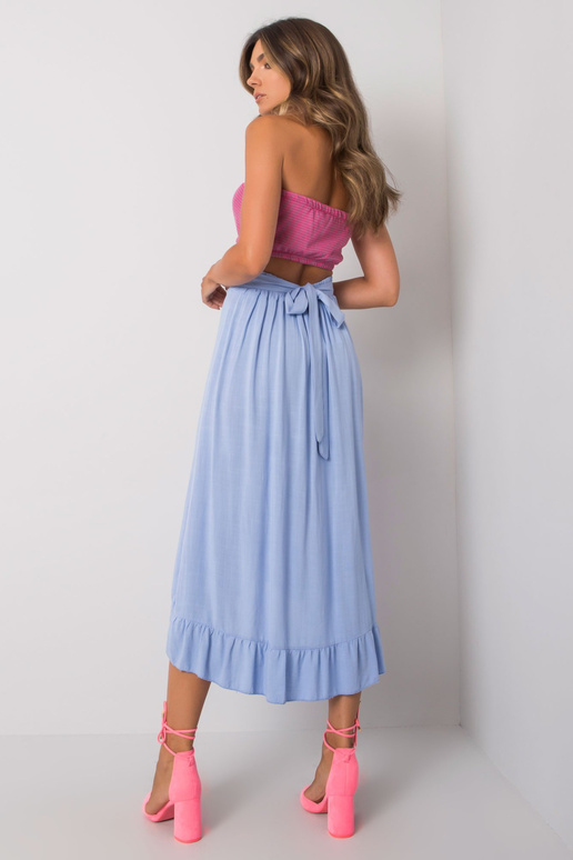 Světle modrá sukně se zavazováním... Světle modrá sukně se zavazováním...