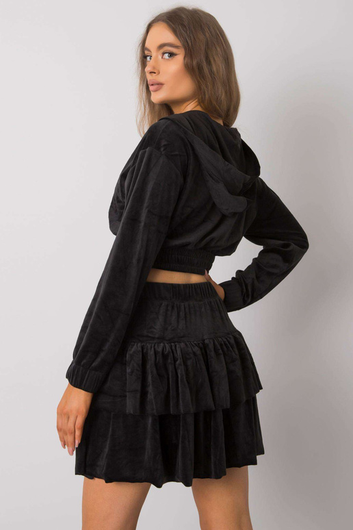 Černý velurový set se sukní Letta Černý velurový set se sukní Letta