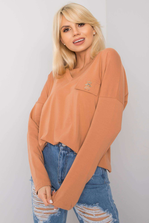 Světle hnědá halenka s výstřihem do V...