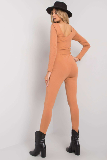 Velbloudí overal s páskem... 2