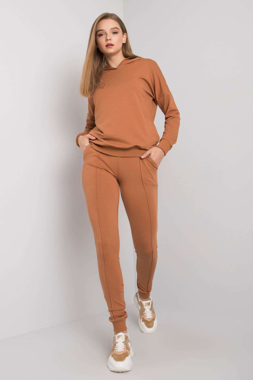 Světle hnědá mikina s mikinou a... Světle hnědá mikina s mikinou a...