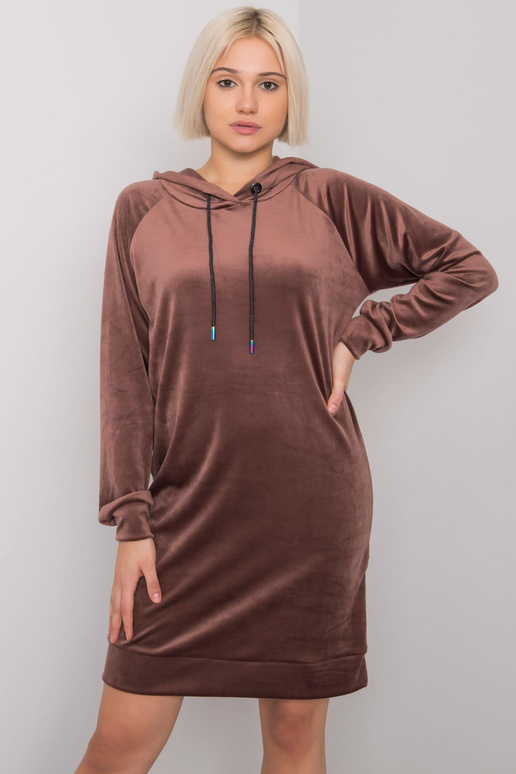 Hnědé velurové šaty s kapucí Messina