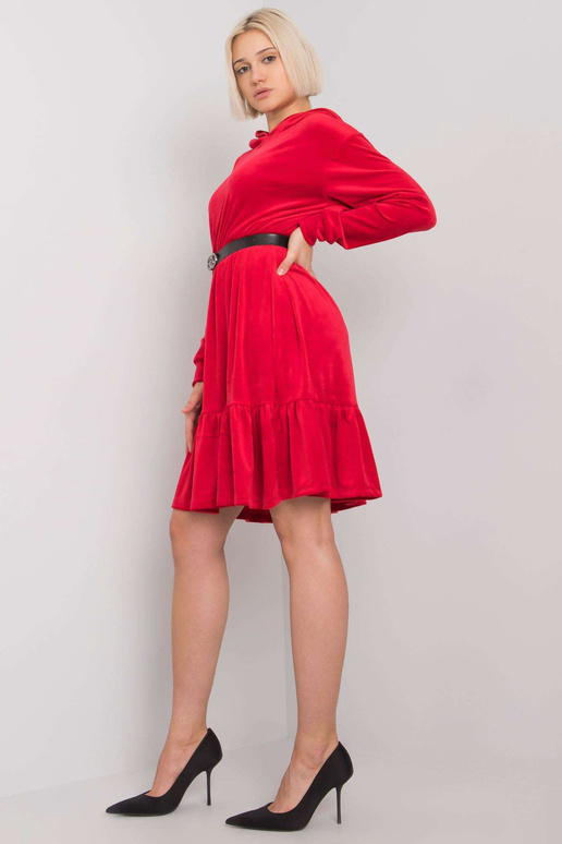 Červené velurové šaty s páskem...