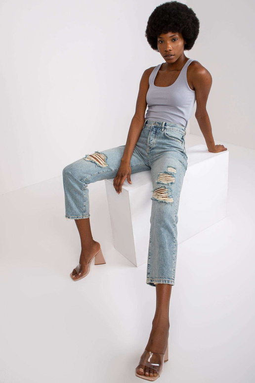 Světle modré rovné džíny pro ženy...