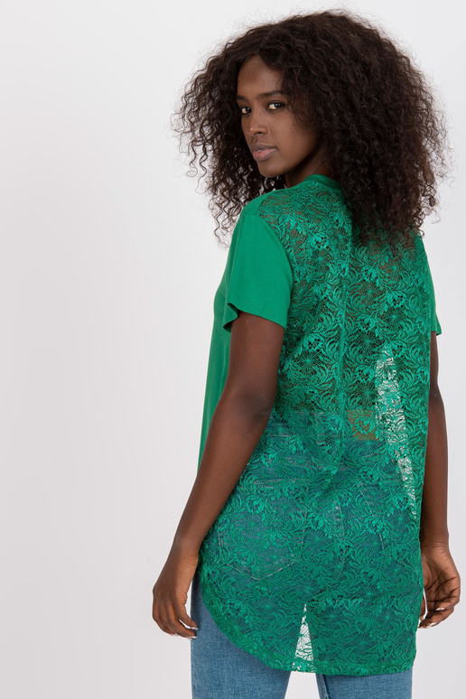 Tmavě zelená volná halenka s krajkou...