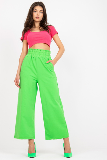 Světle zelené základní...