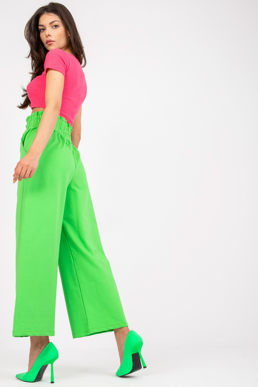 Světle zelené základní tepláky s...