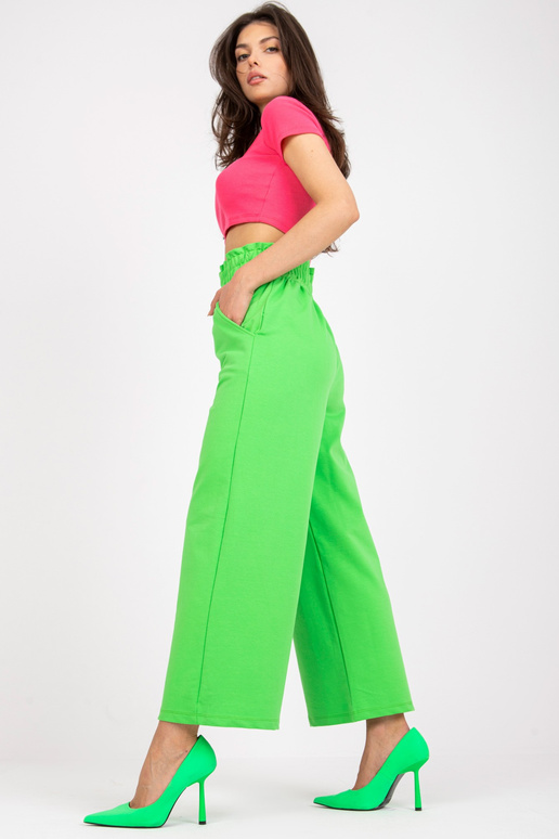 Světle zelené základní tepláky s...