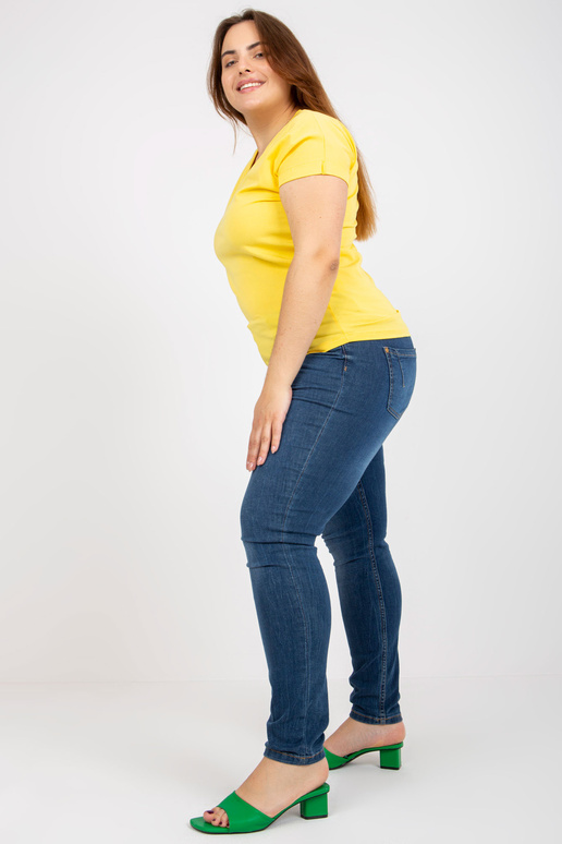 Žluté tričko plus velikosti V s... Žluté tričko plus velikosti V s...