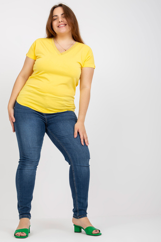 Žluté tričko plus velikosti V s... Žluté tričko plus velikosti V s...