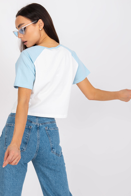 Krátké tričko s bílým a modrým...