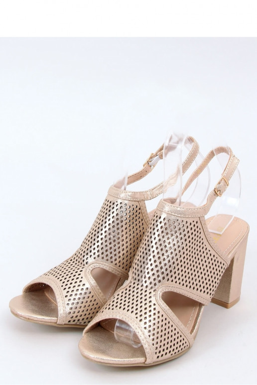  Aukštakulnės basutės modelis 154007 Inello 