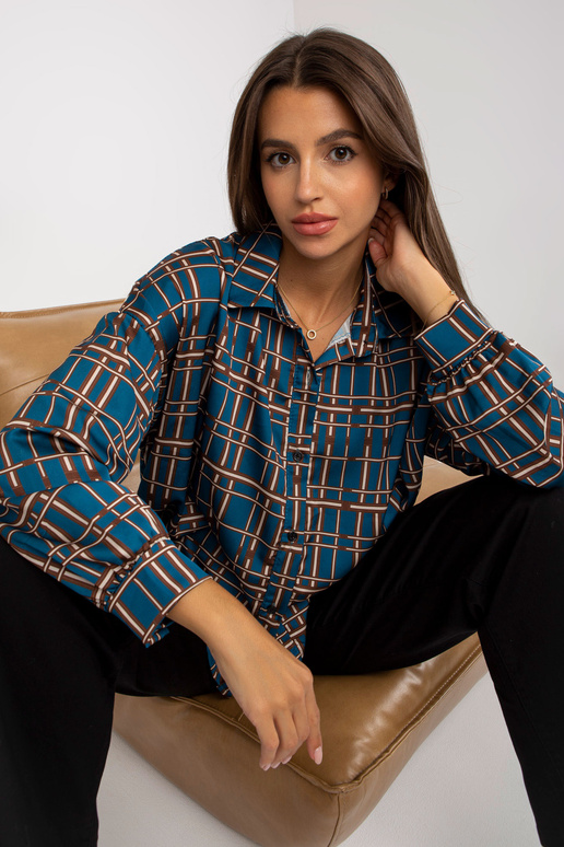 Tmavě modrá volná kostkovaná košile