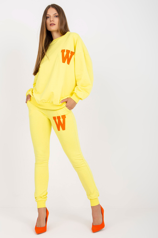 Žlutá dvoudílná mikina s oversize... Žlutá dvoudílná mikina s oversize...