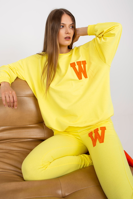 Žlutá dvoudílná mikina s oversize... Žlutá dvoudílná mikina s oversize...