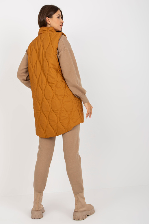 Světle hnědá prošívaná dámská vesta... Světle hnědá prošívaná dámská vesta...