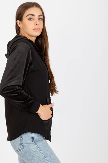 Černá bavlněná mikina s kapucí