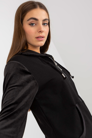 Černá bavlněná mikina s kapucí 2