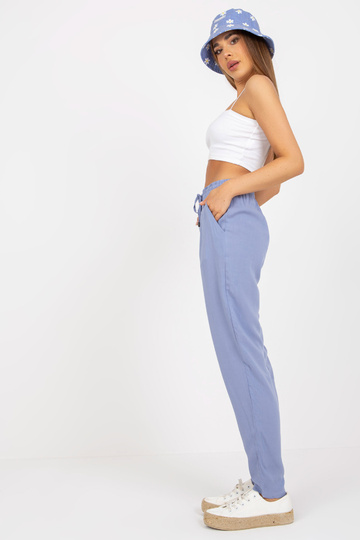 Světle modré látkové...