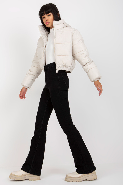 Světle béžová krátká zimní bunda s...