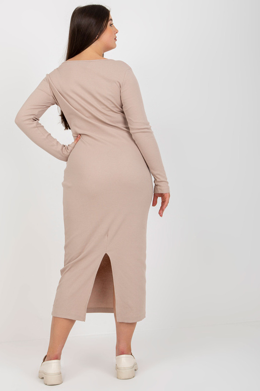 Béžové žebrované šaty větší velikosti...