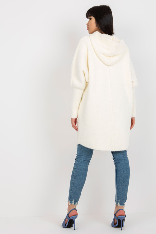 Ecru dámský kabát z alpaky s kapsami... Ecru dámský kabát z alpaky s kapsami...