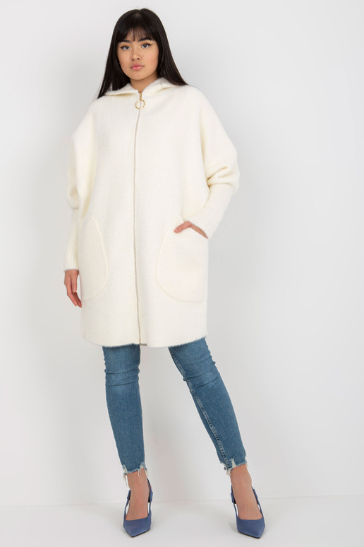 Ecru dámský kabát z alpaky s kapsami... Ecru dámský kabát z alpaky s kapsami...
