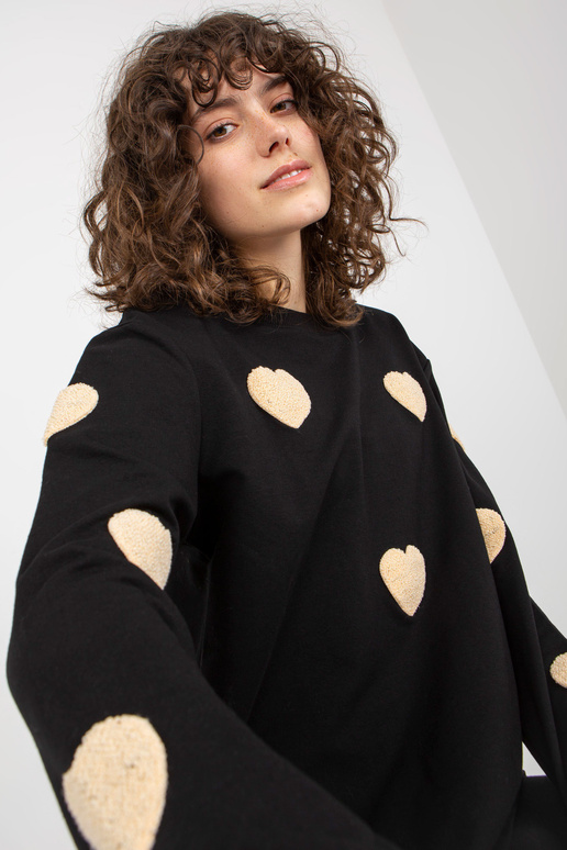 Černý ležérní set s oversize mikinou... Černý ležérní set s oversize mikinou...