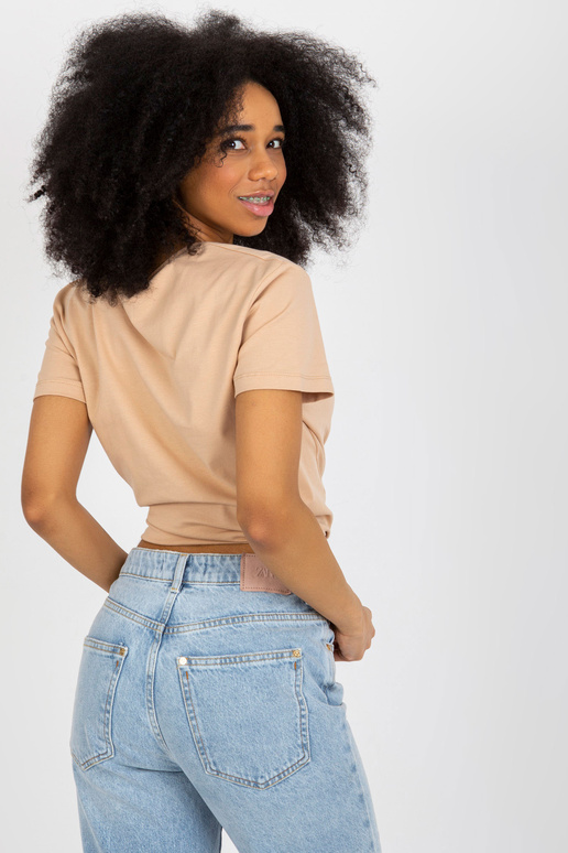 Velbloudí bavlněné tričko s aplikací... Velbloudí bavlněné tričko s aplikací...