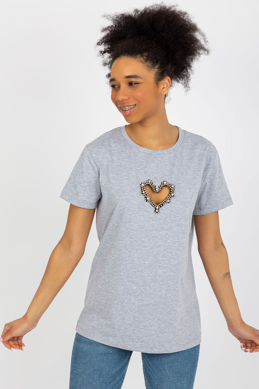 Šedé dámské tričko s výřezem srdce