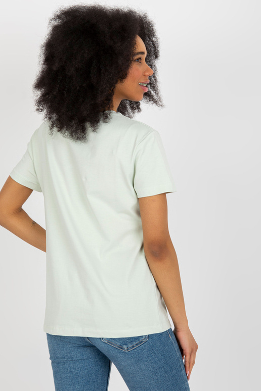 Světlé tričko s aplikací ve tvaru srdce Světlé tričko s aplikací ve tvaru srdce