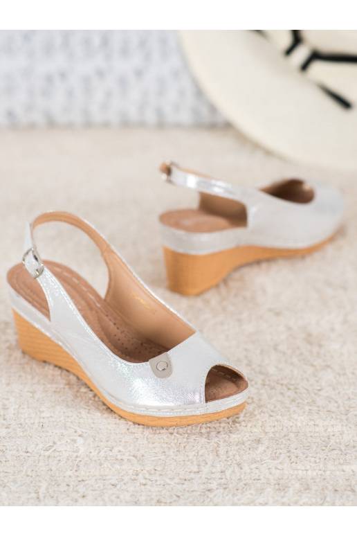 Sädelevad platvormiga sandaalid Sädelevad platvormiga sandaalid