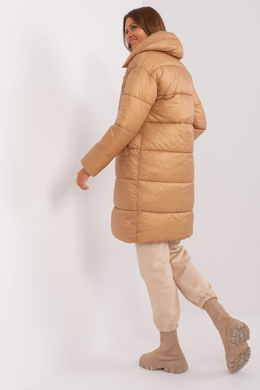 Bunda-NM-KR-TR8310.17P-velbloud