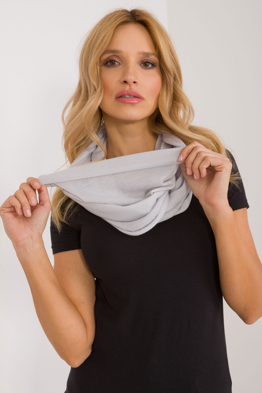 Šála -AT-KM-14560.31P - světle šedý