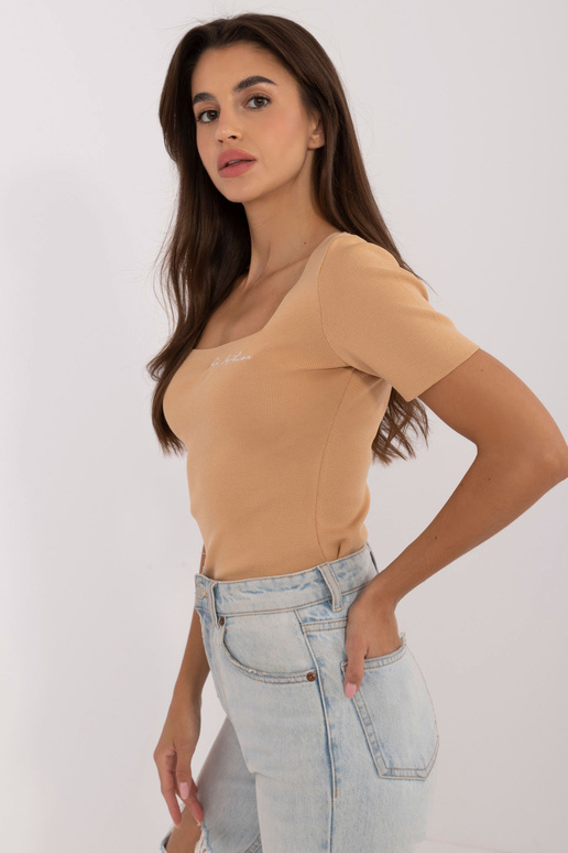 Halenka-FN-BZ-2029.49- Béžová barva