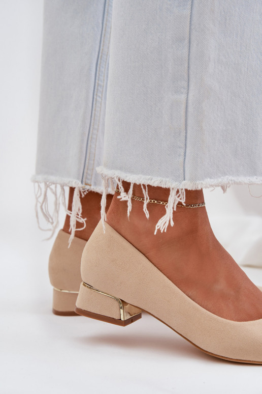 Obuv na nízkém podpatku I Szpiczastymi Noskami béžové Terilara