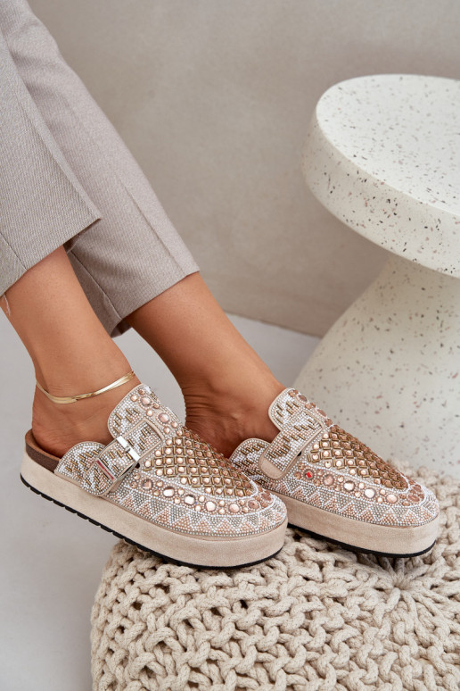 Zdobené Pantofle s platformou béžové Terfitra