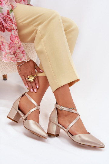 Obuv s podpatky z ekologické kůže Sergio Leone SK830 zlaté barvy
